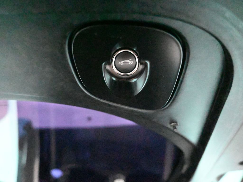 Used 2022 McLaren GT image 47