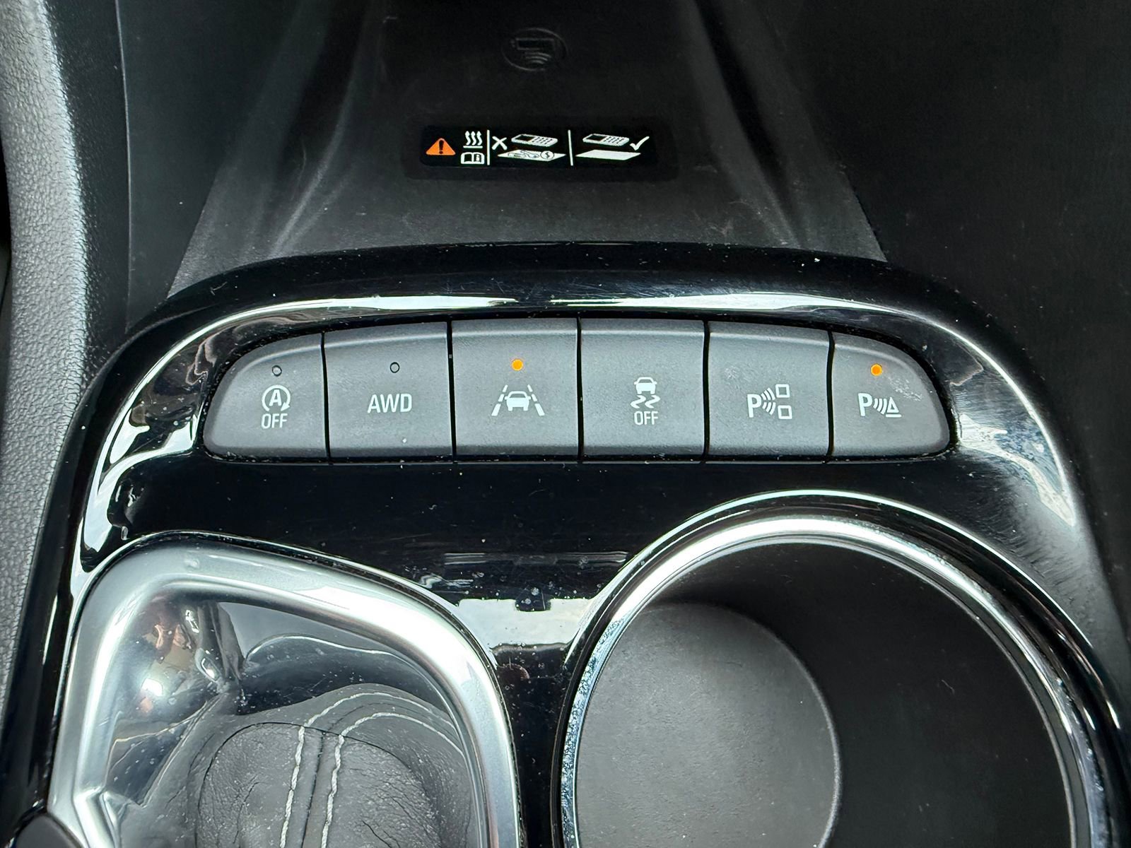 Certified 2021 Buick Encore GX Essence w/ Advanced Technology Package image 28