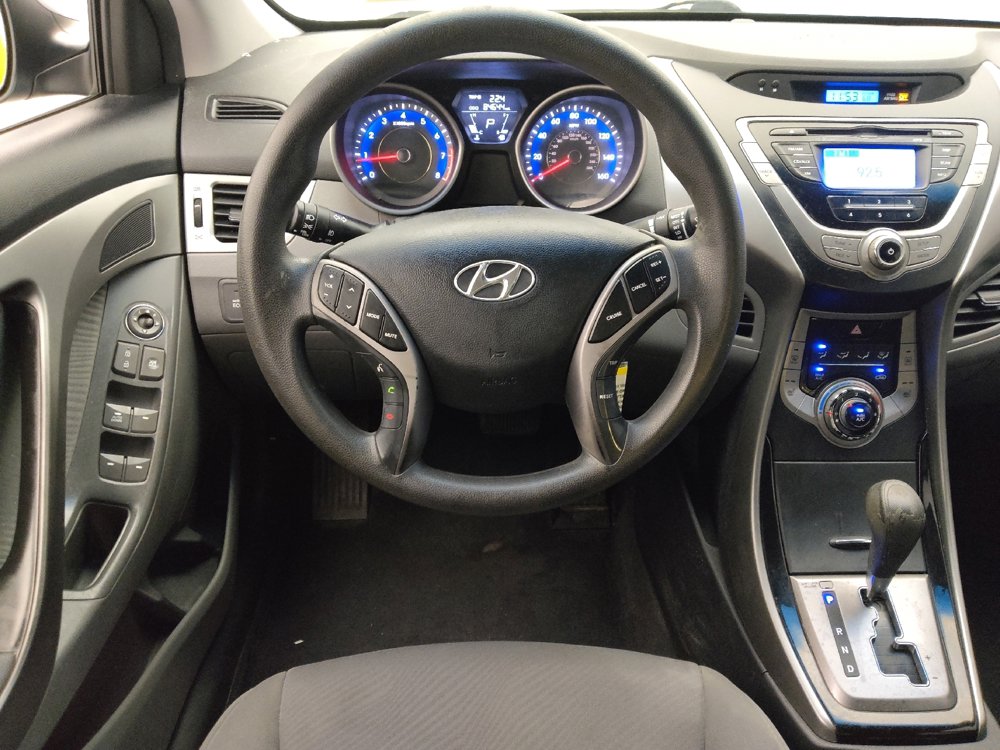 Used 2013 Hyundai Elantra GLS w/ Preferred Pkg image 22