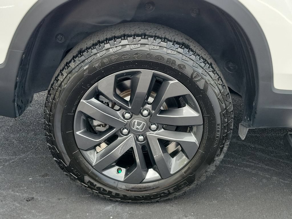 Used 2025 Honda Ridgeline Sport image 7