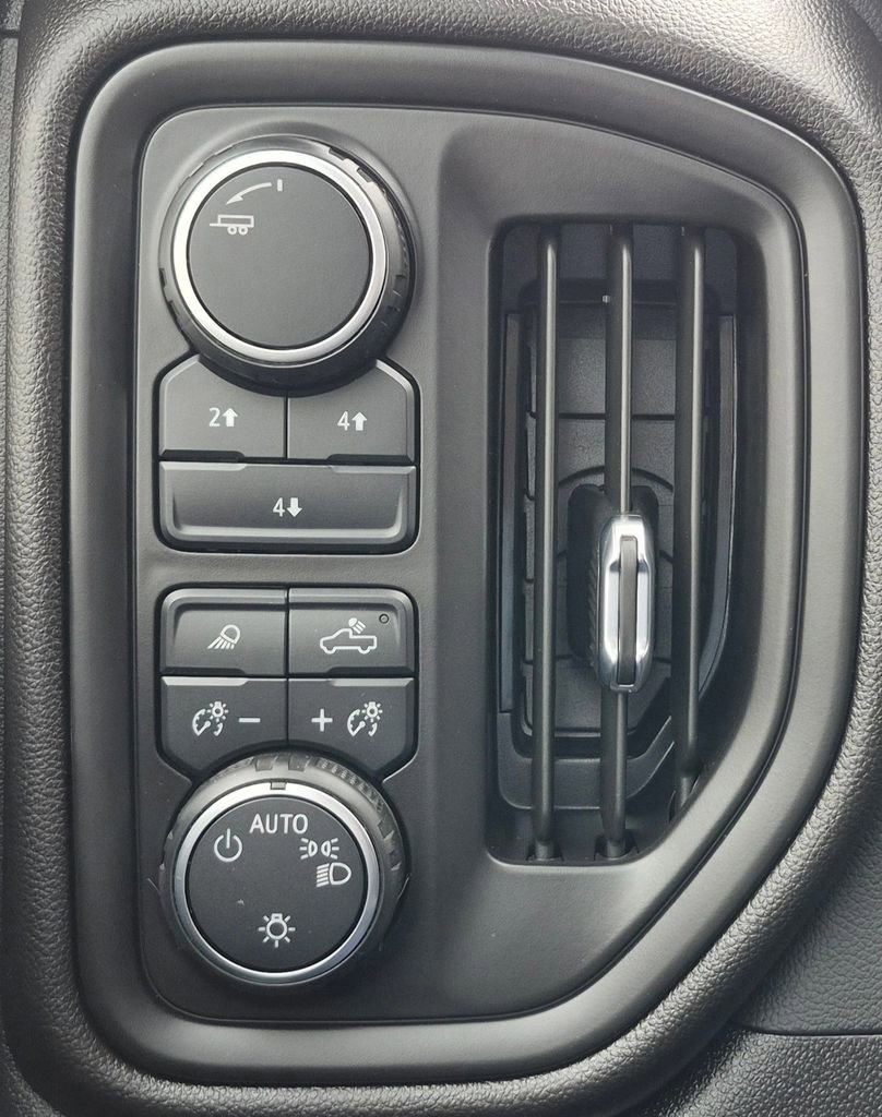 Used 2025 Chevrolet Silverado 3500 W/T w/ WT Convenience Package image 10