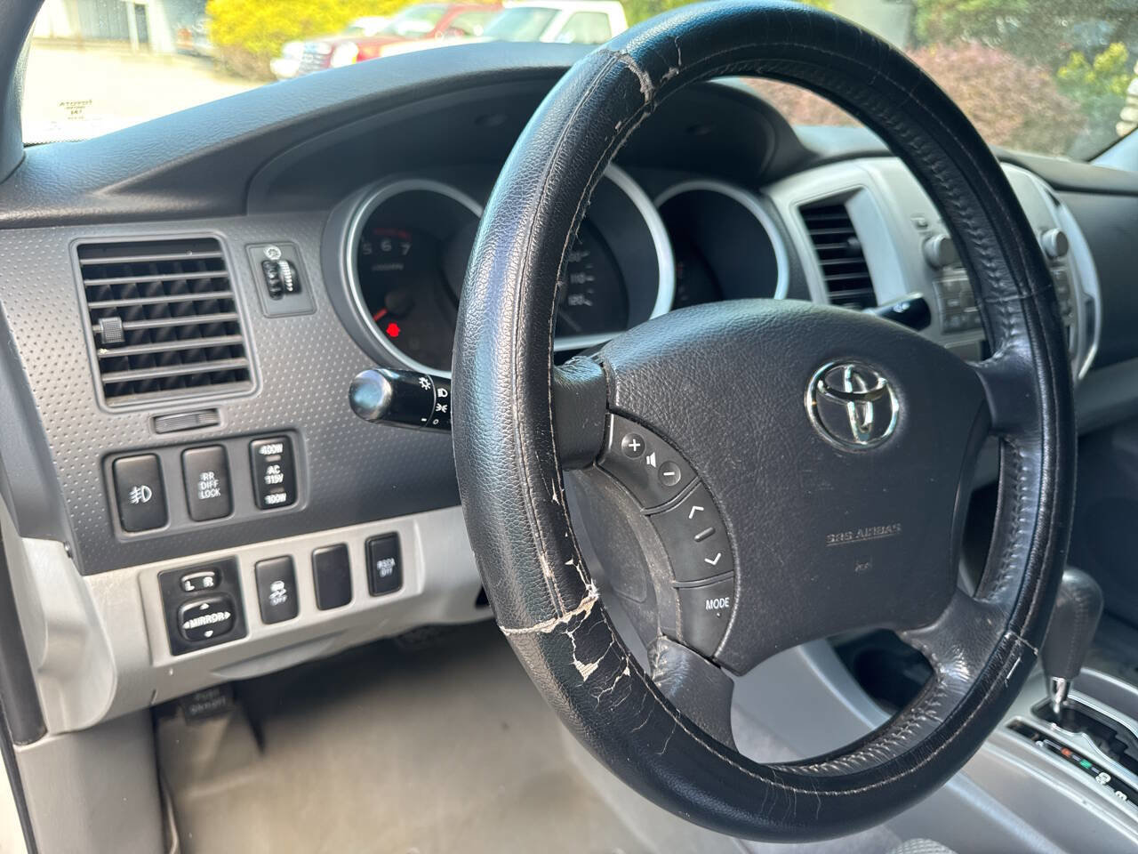 Used 2010 Toyota Tacoma PreRunner RWD image 18