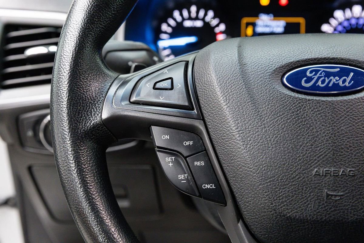 Used 2016 Ford Edge SE AWD/4WD image 31
