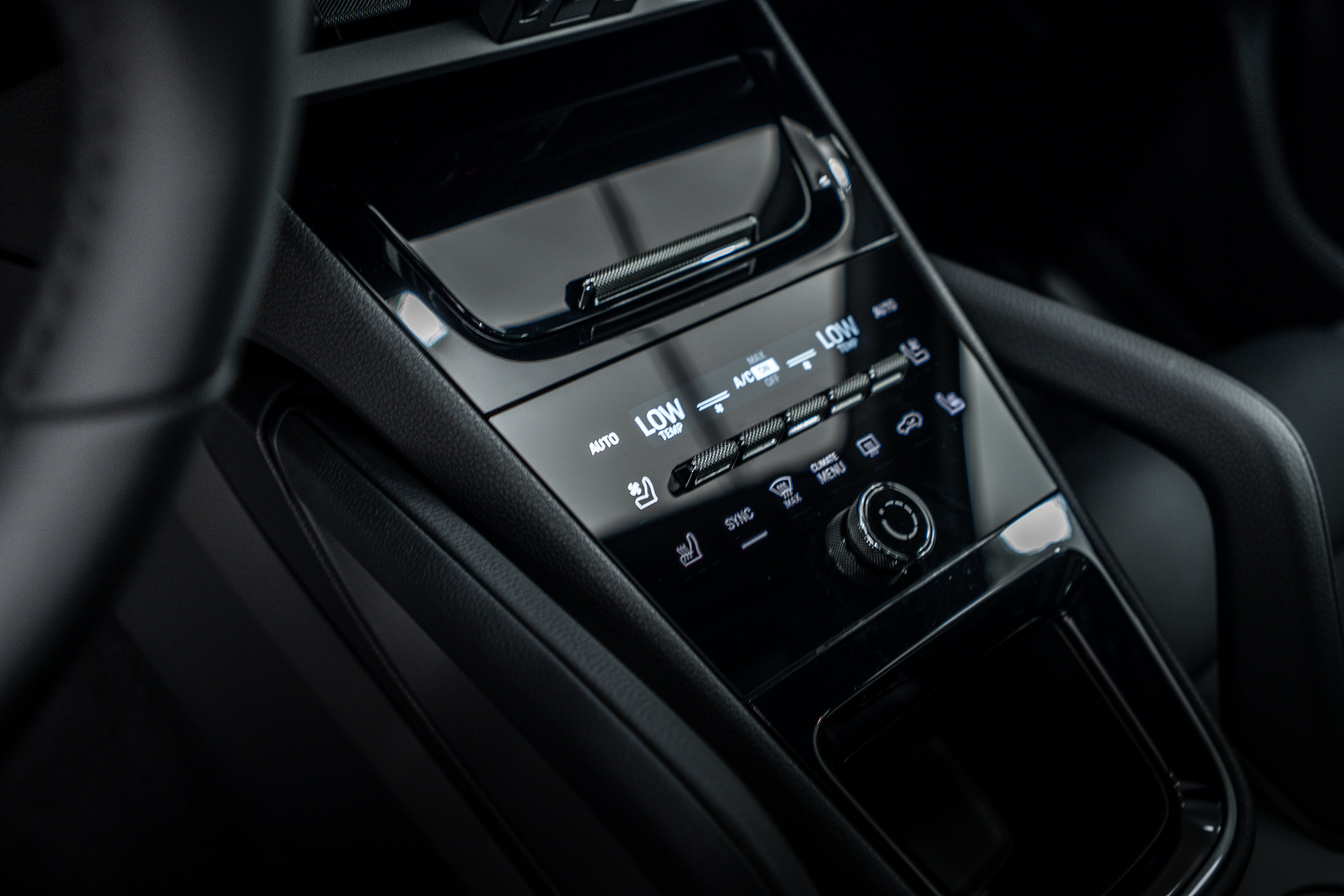 Certified 2026 Porsche Cayenne AWD/4WD image 15