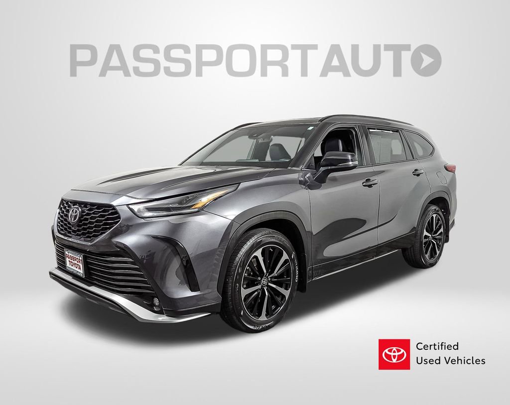 Certified 2022 Toyota Highlander XSE