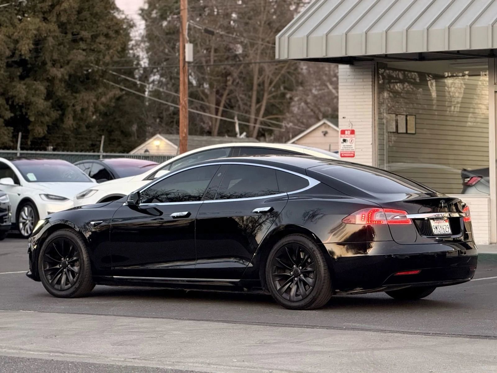 Used 2020 Tesla Model S Long Range Plus image 7