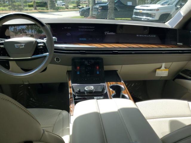 New 2026 Cadillac Escalade ESV Platinum Luxury w/ LPO, Radiant Package AWD/4WD image 6