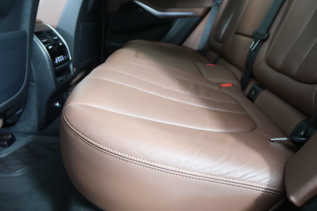 Used 2020 BMW X5 xDrive40i w/ Convenience Package AWD/4WD image 14