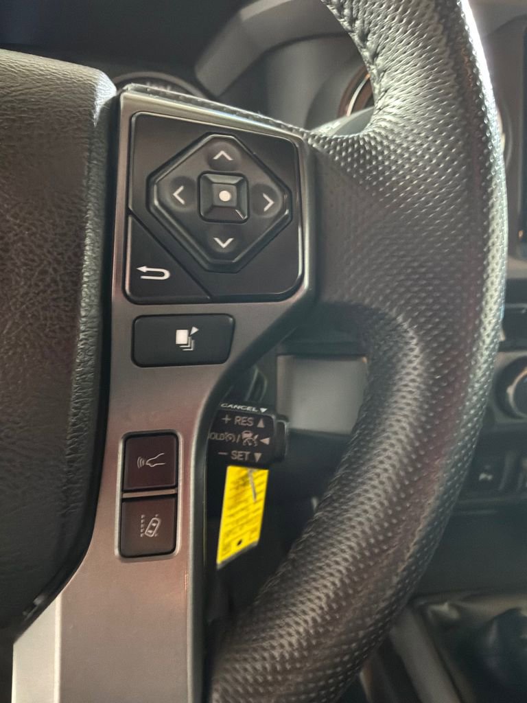 Used 2021 Toyota Tacoma TRD Off-Road w/ TRD Premium Off Road Package AWD/4WD image 26