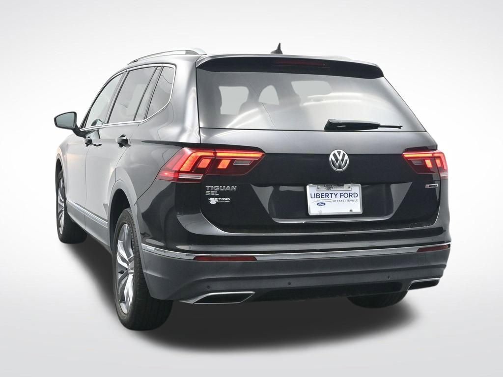 Used 2020 Volkswagen Tiguan SEL AWD/4WD image 9