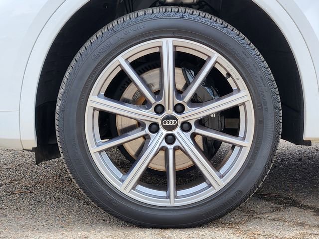 Used 2022 Audi SQ5 Premium w/ Convenience Package image 9