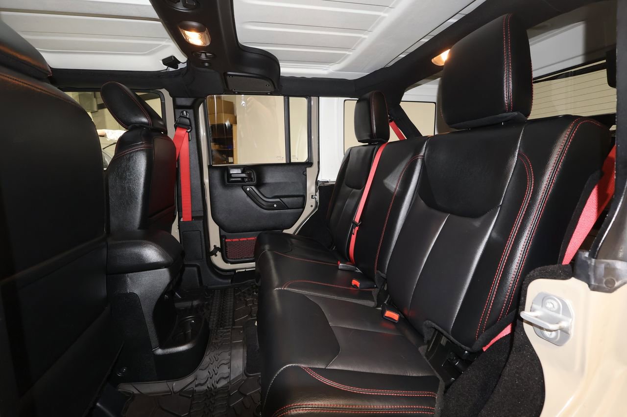 Used 2017 Jeep Wrangler Unlimited Rubicon image 22
