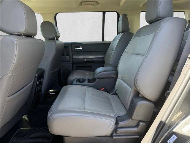 Used 2016 Ford Flex Limited w/ Equipment Group 301A FWD image 18