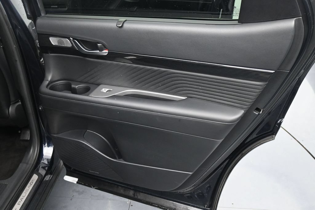 Used 2024 Hyundai Palisade Calligraphy AWD/4WD image 13