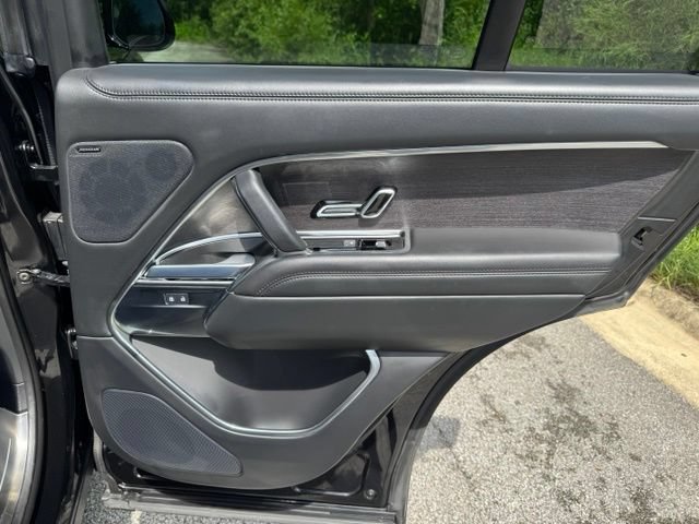 Certified 2025 Land Rover Range Rover SE AWD/4WD image 15