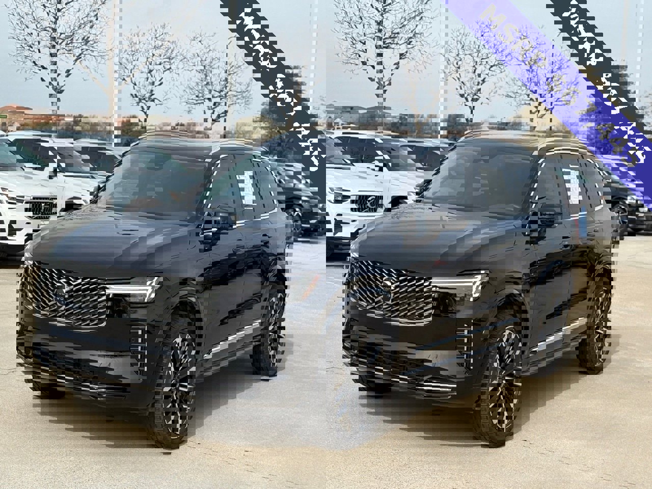 Certified 2025 Volvo XC90 B6 Plus image 3