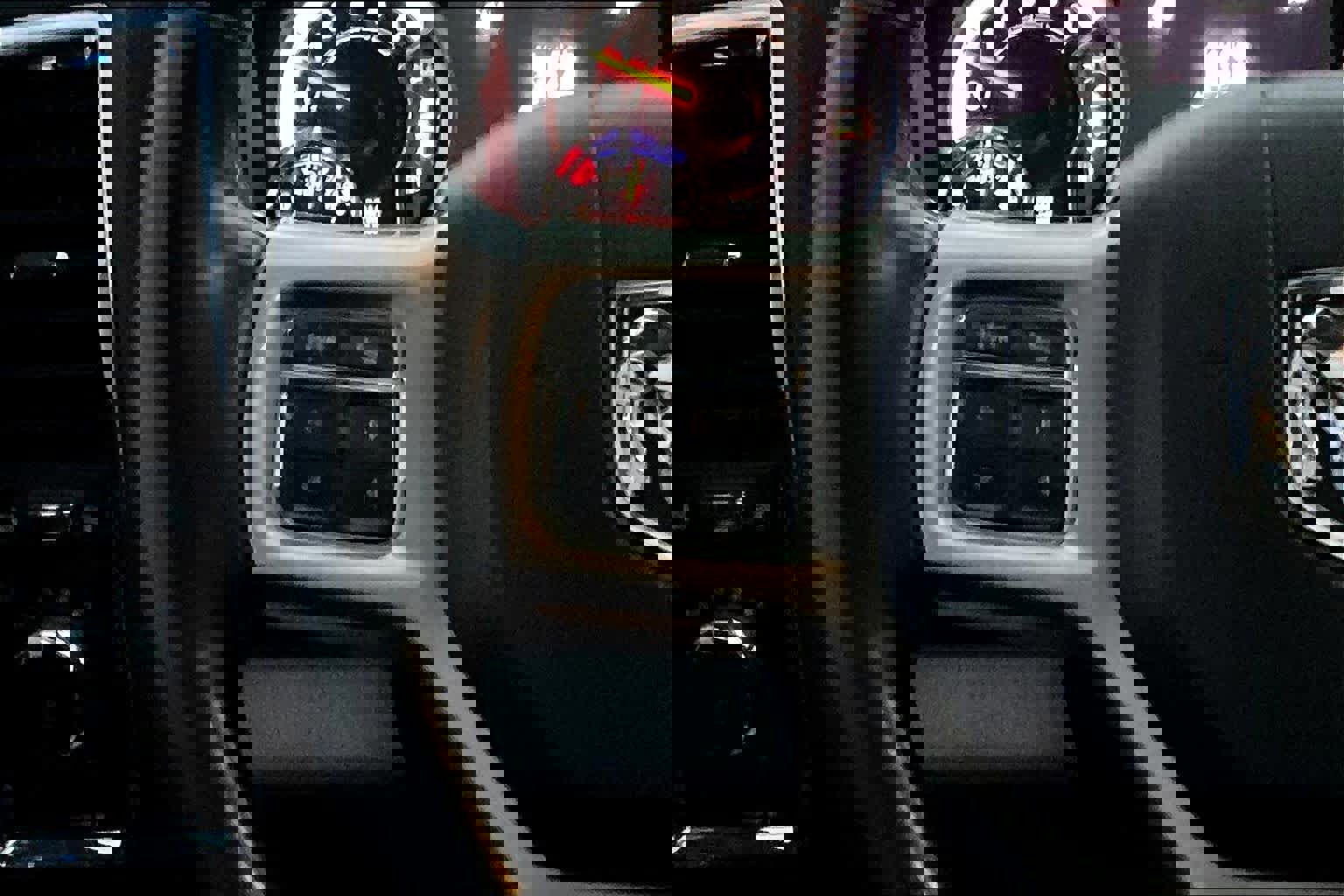 Used 2018 RAM 2500 Laramie image 25