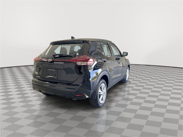 Certified 2025 Nissan Kicks Play S image 11