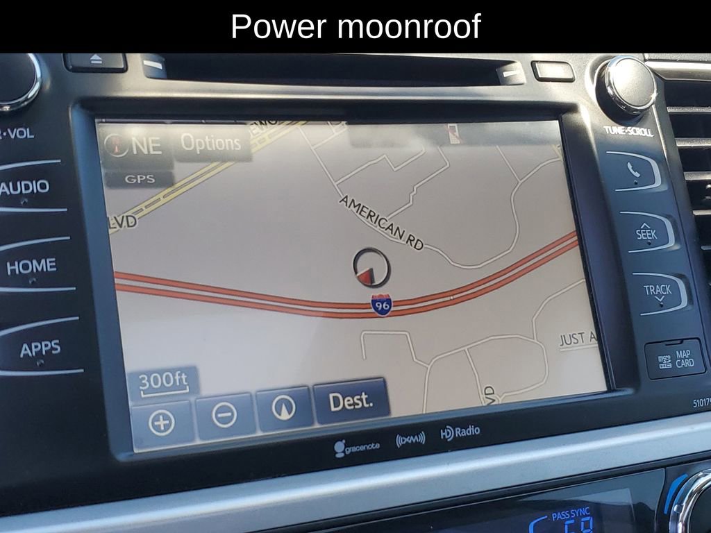 Used 2017 Toyota Highlander XLE AWD/4WD image 16