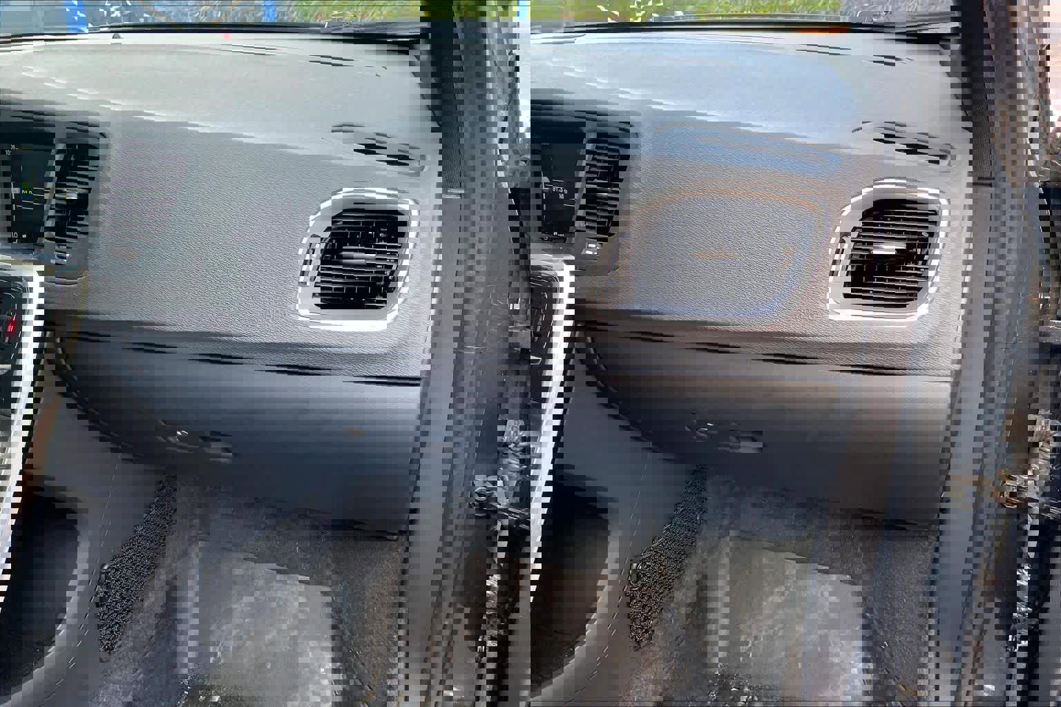 Used 2016 Volvo S60 T5 Premier w/ Convenience Package image 20