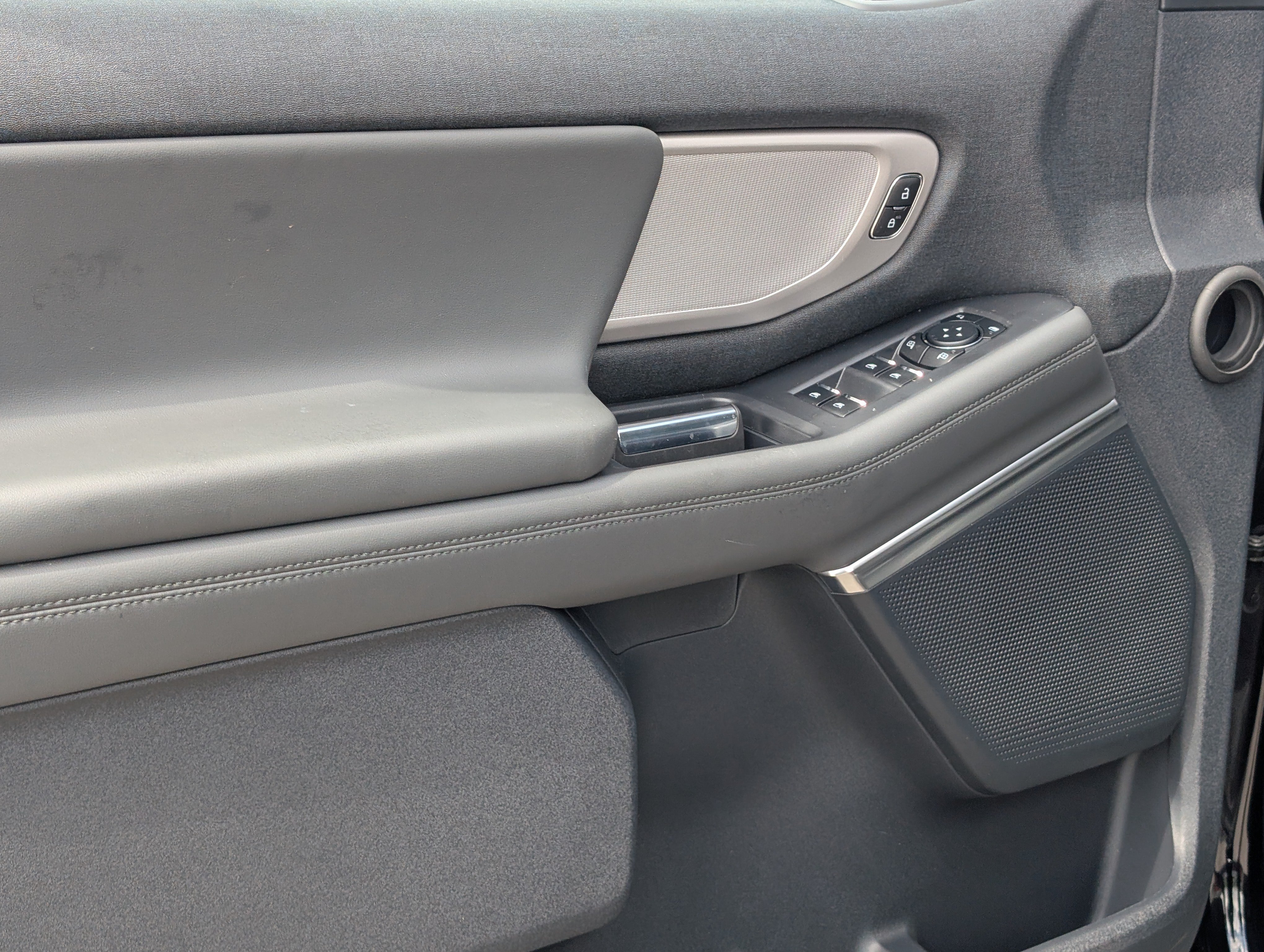 New 2026 Ford Expedition Max Active RWD image 17