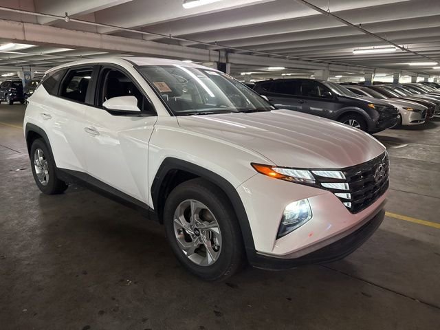 Used 2024 Hyundai Tucson SE FWD image 2