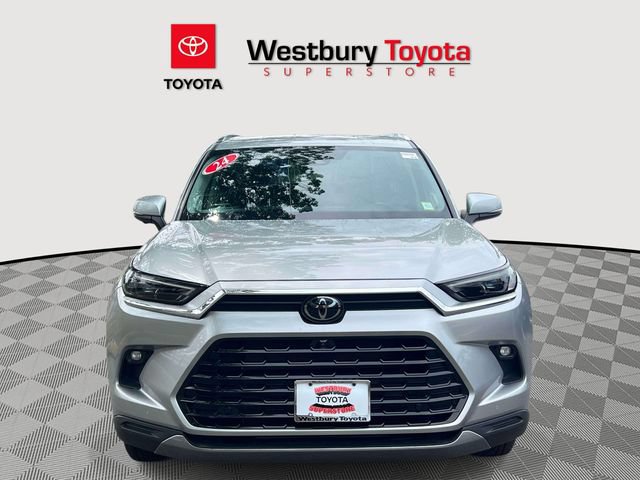 Certified 2024 Toyota Grand Highlander AWD image 3