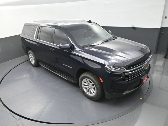 Used 2022 Chevrolet Suburban LT AWD/4WD image 24