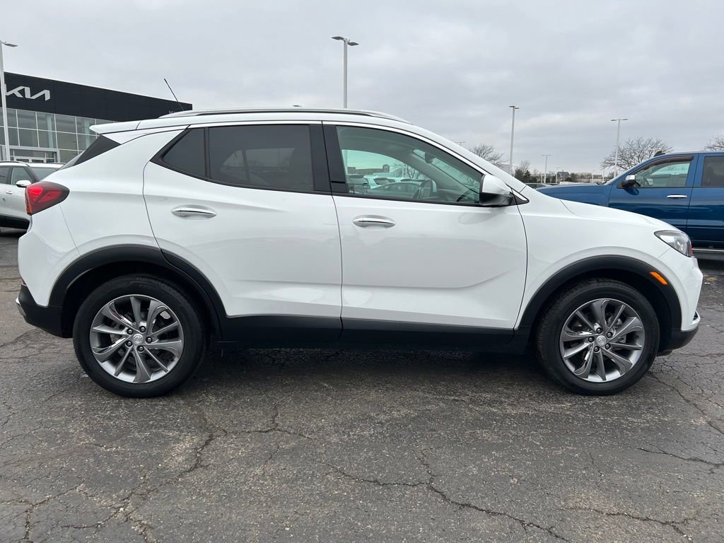 Used 2023 Buick Encore GX Essence w/ Experience Buick Package image 8