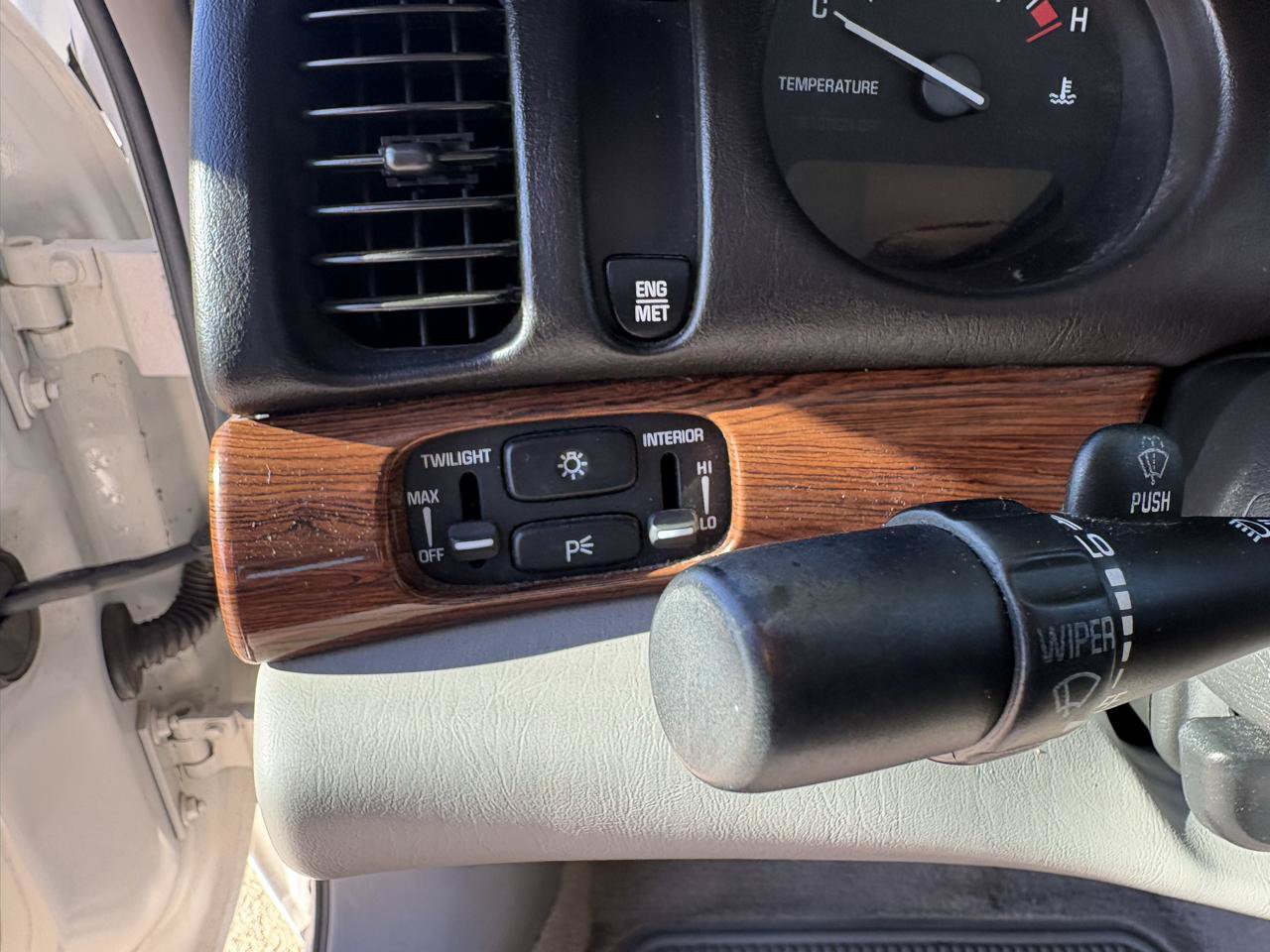 Used 2004 Buick Le Sabre Custom FWD image 27