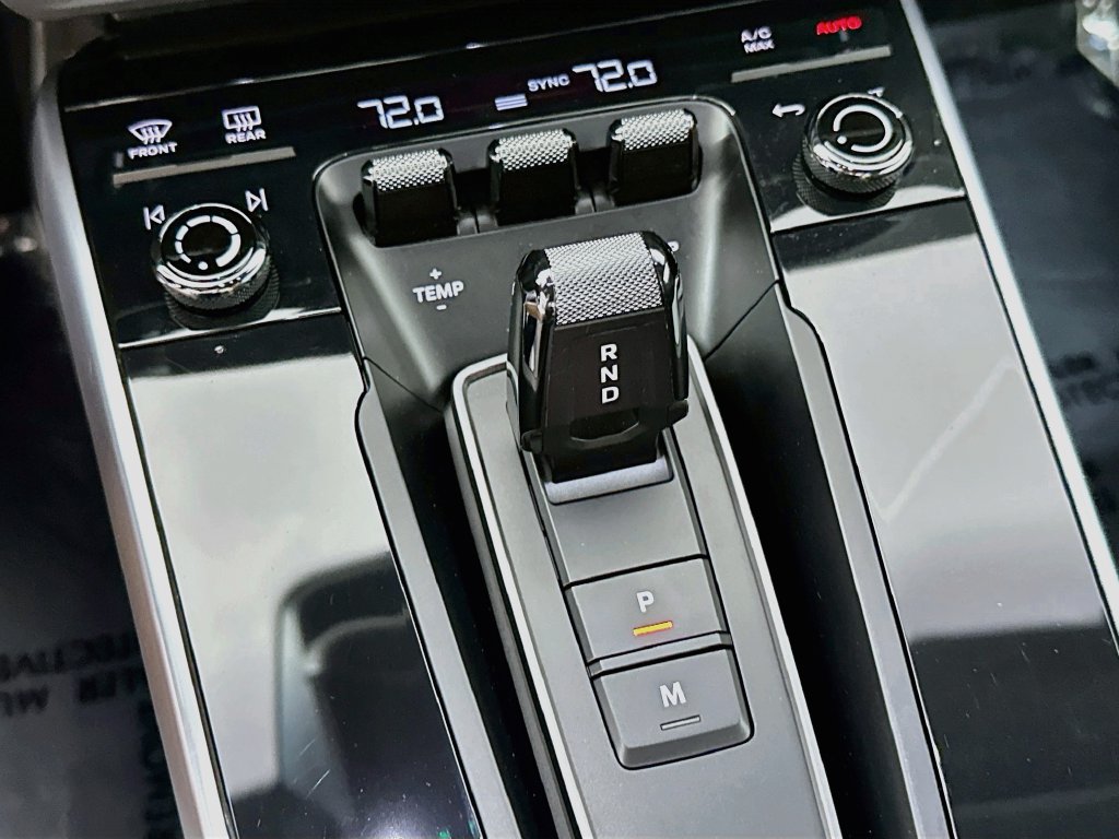 Certified 2020 Porsche 911 Carrera S RWD image 19