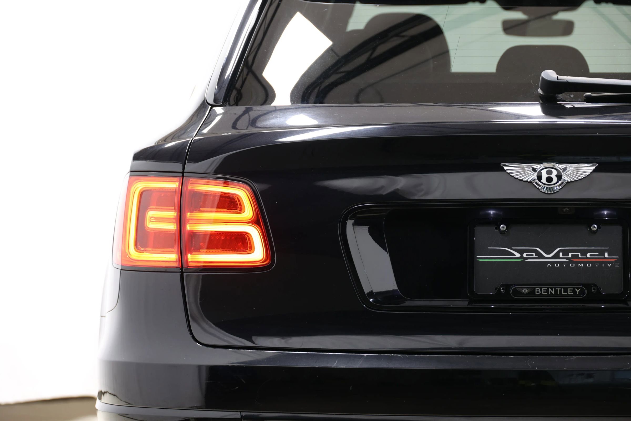 Used 2019 Bentley Bentayga AWD/4WD image 63