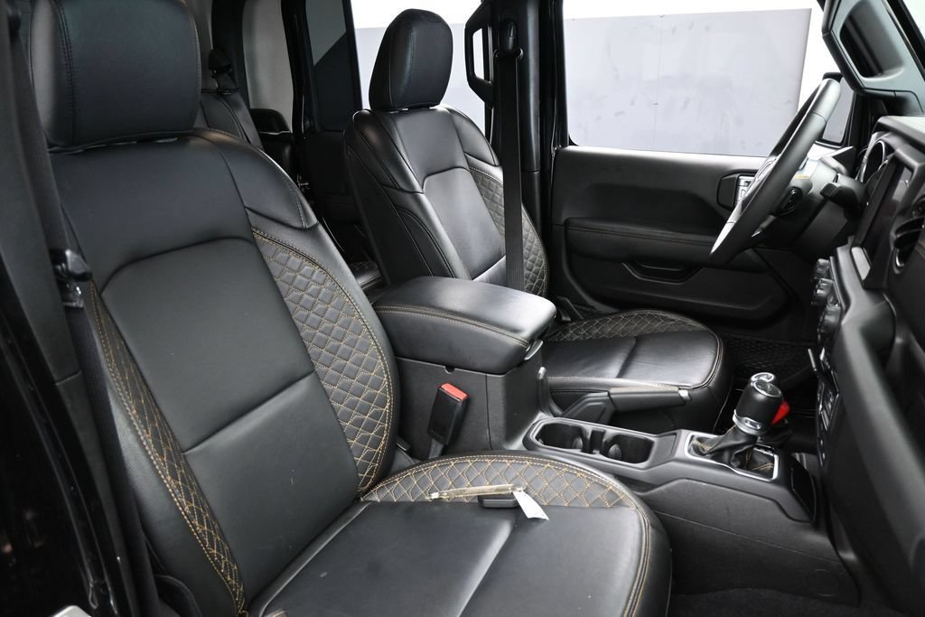 Used 2023 Jeep Gladiator Overland AWD/4WD image 44