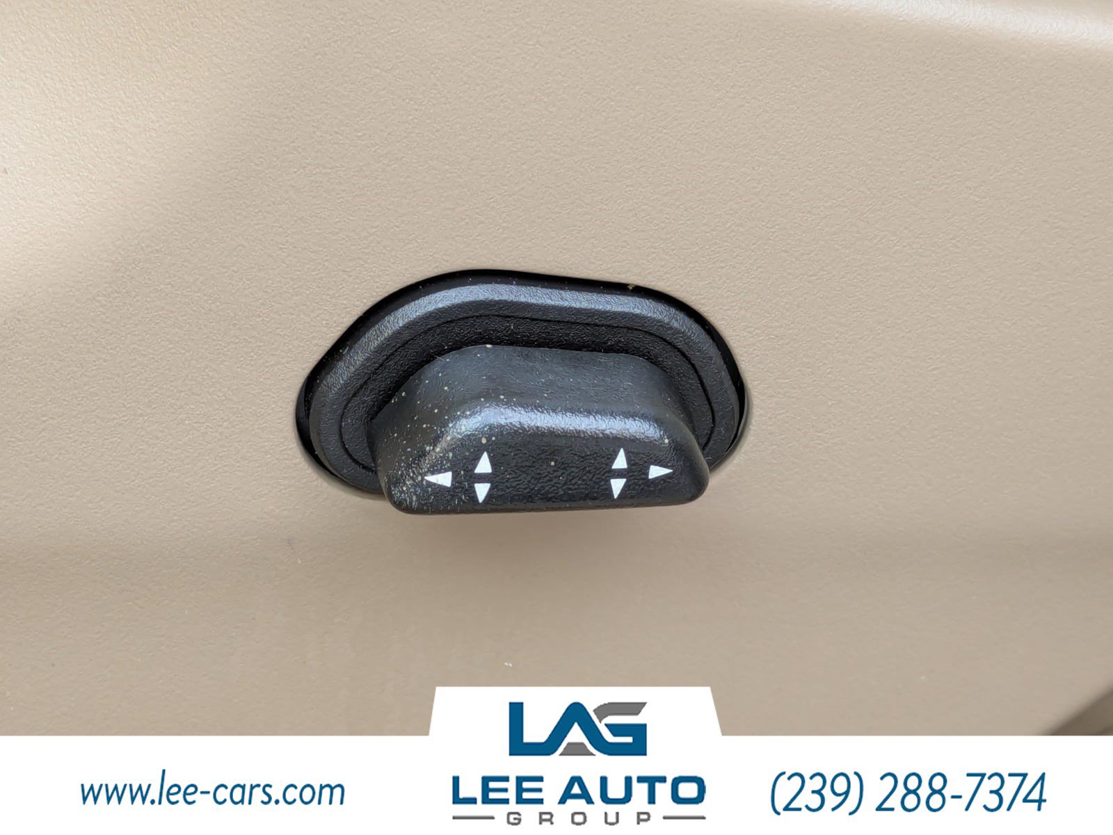 Used 2005 Pontiac Montana SV6 w/ Premium Seating Package AWD/4WD image 18