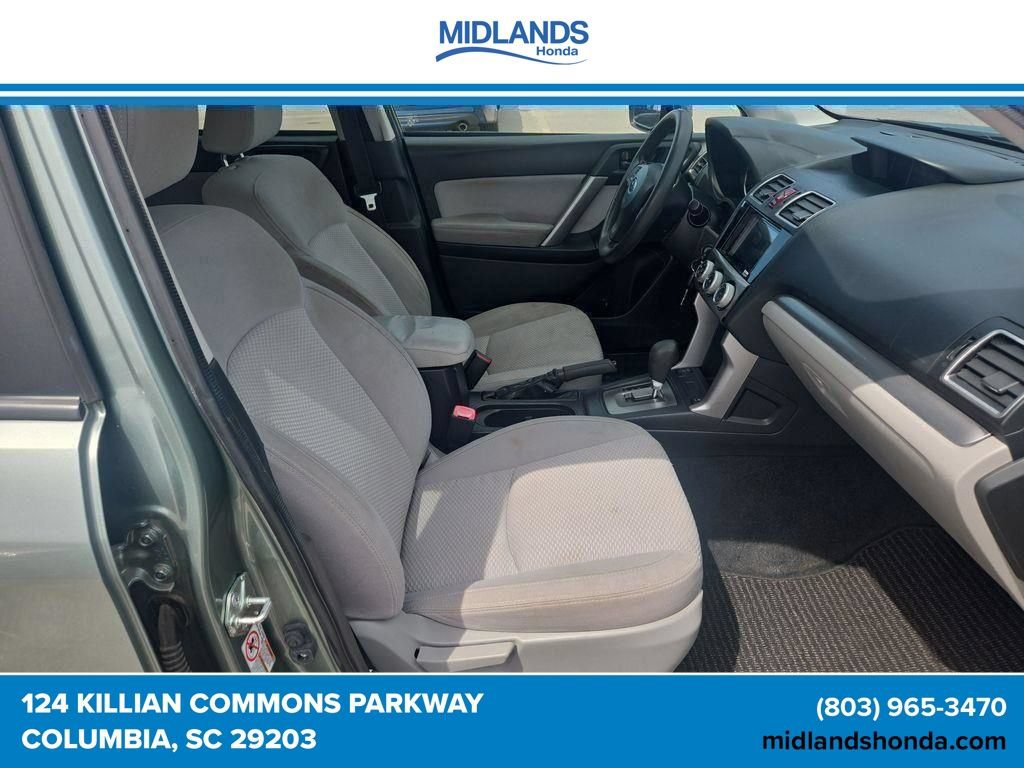 Used 2016 Subaru Forester 2.5i Premium w/ All-Weather Package AWD/4WD image 39