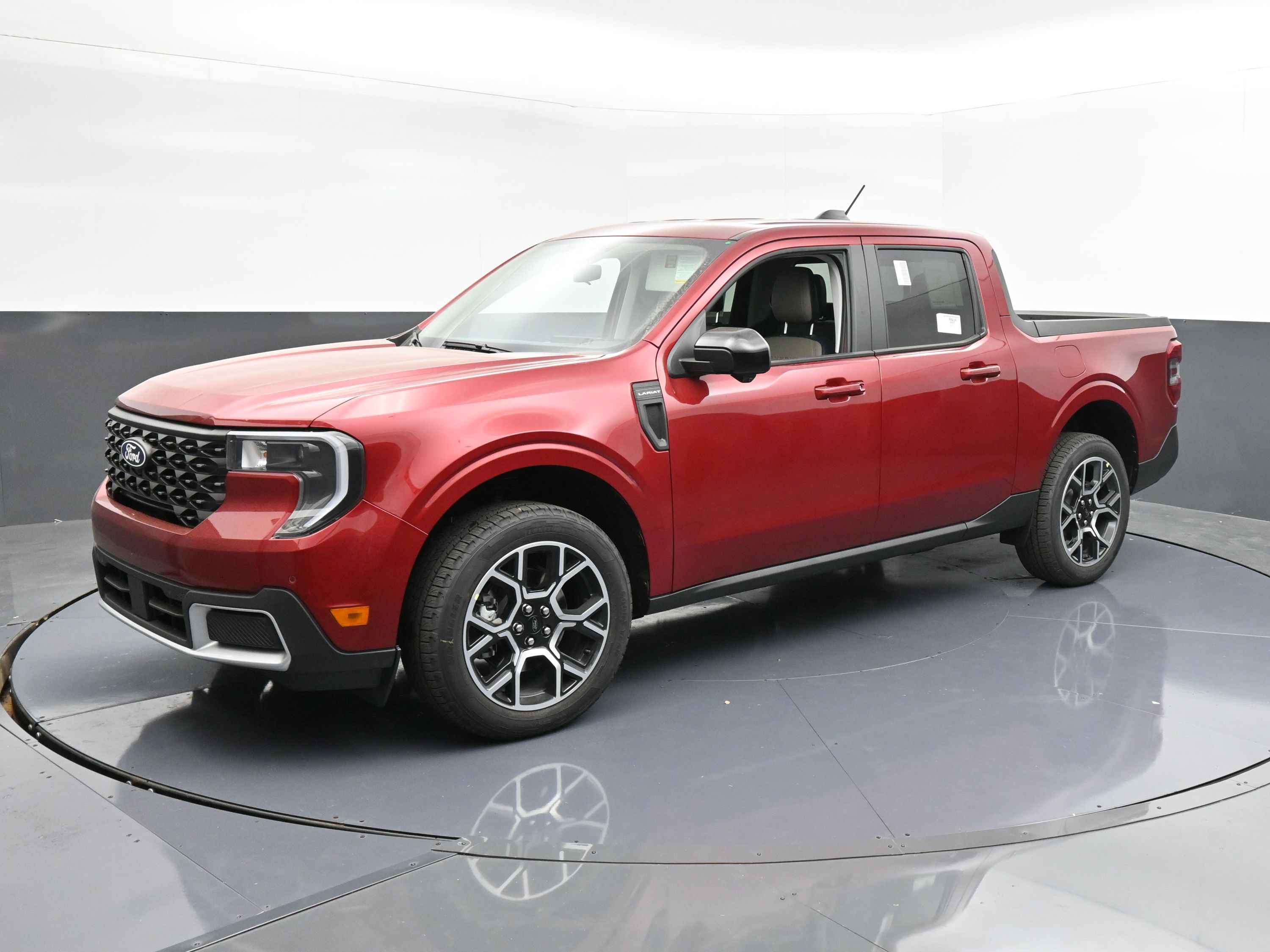 Used 2025 Ford Maverick Lariat