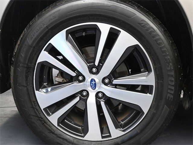 Used 2018 Subaru Outback 2.5i Limited image 9