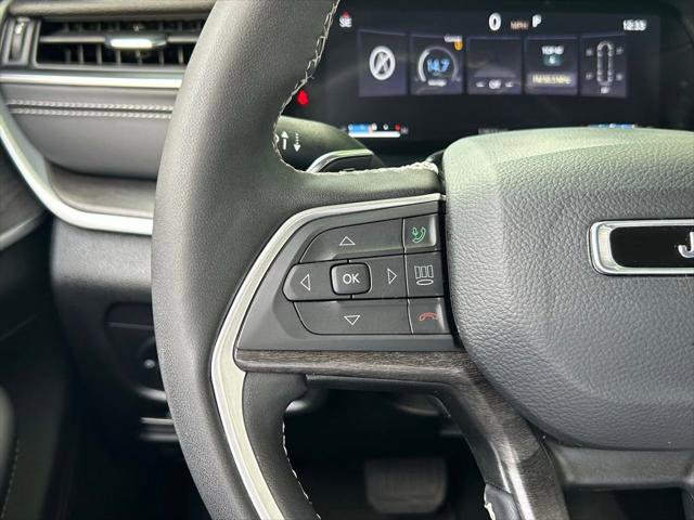 Certified 2024 Jeep Grand Cherokee Limited w/ Black Appearance Package image 48