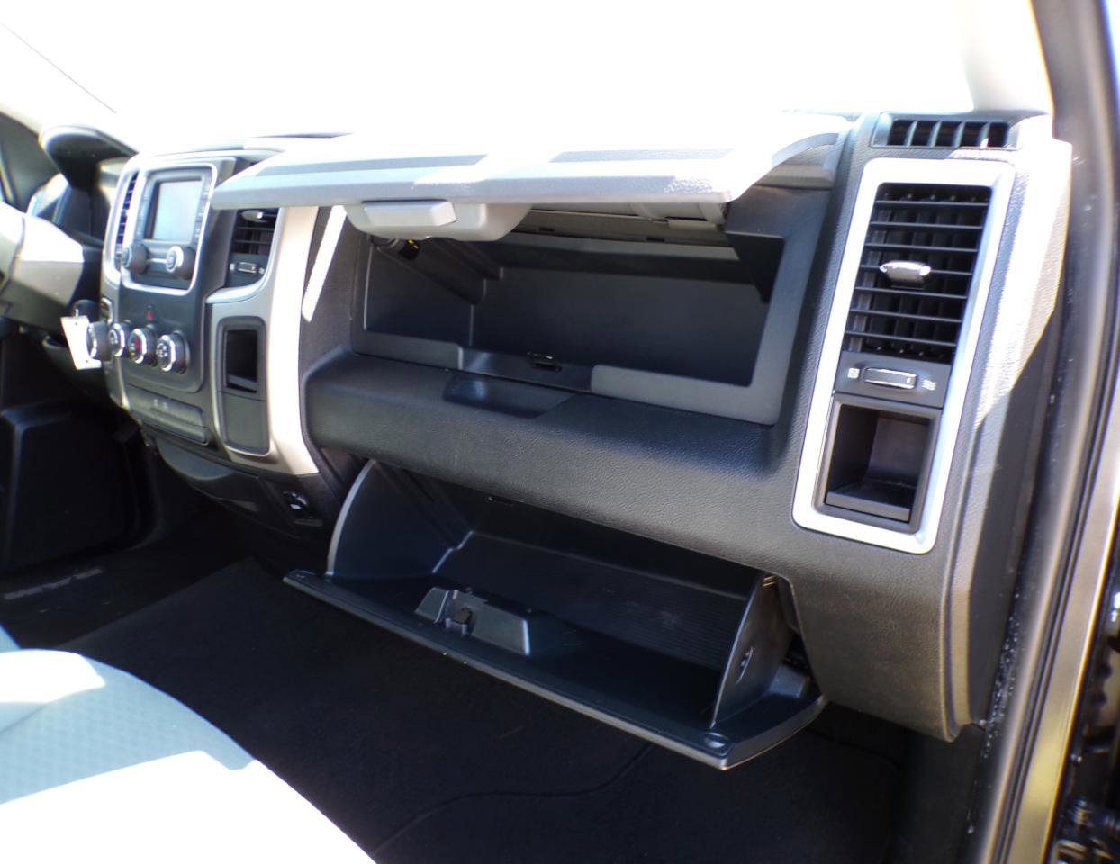 Used 2016 RAM 1500 Classic SLT image 22