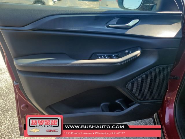 Used 2023 Jeep Grand Cherokee L Laredo image 21