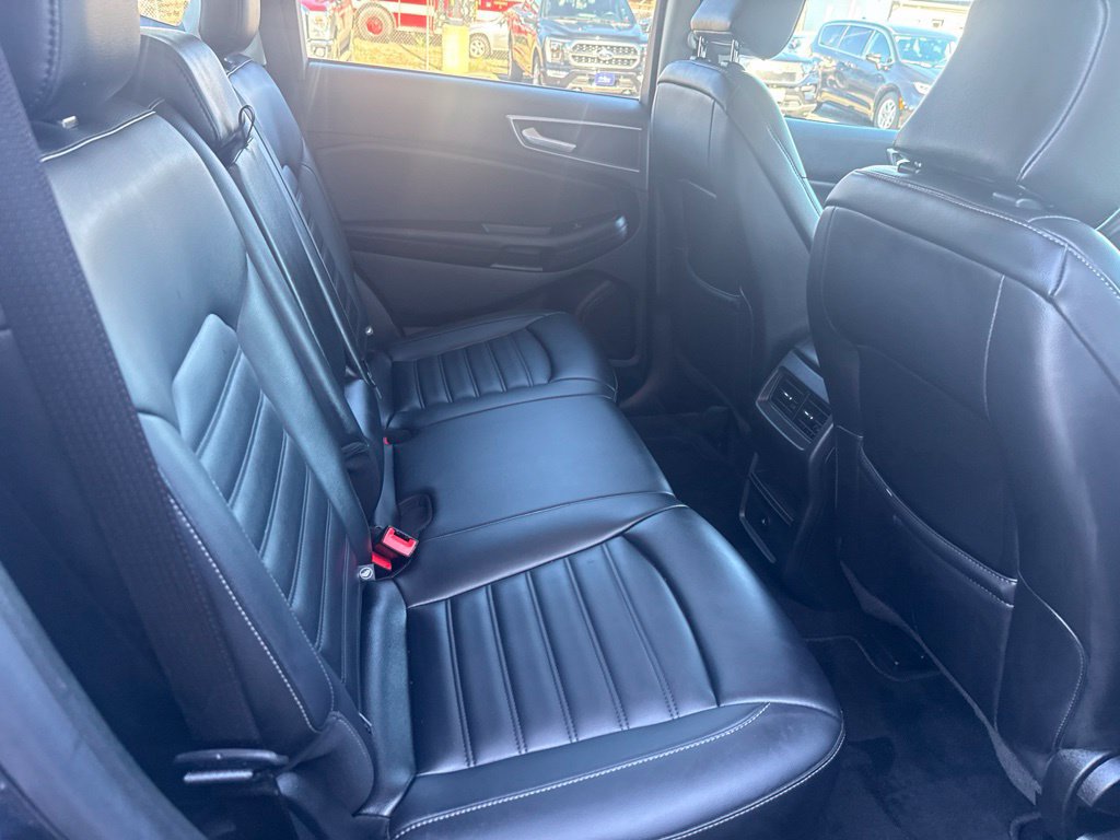 Used 2024 Ford Edge SEL AWD/4WD image 35