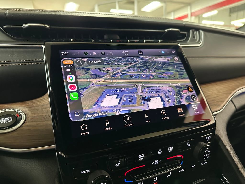 Certified 2022 Jeep Grand Cherokee L Summit w/ Luxury Tech Group V AWD/4WD image 27