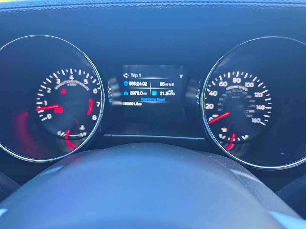 Used 2017 Ford Mustang Coupe RWD image 24