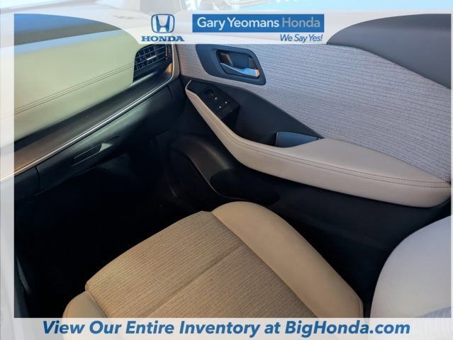 Used 2021 Nissan Rogue SV image 15