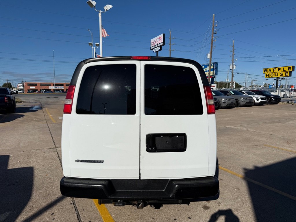 Used 2017 Chevrolet Express 2500 LS image 8