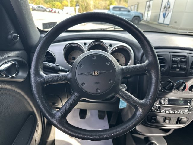 Used 2004 Chrysler PT Cruiser FWD image 20