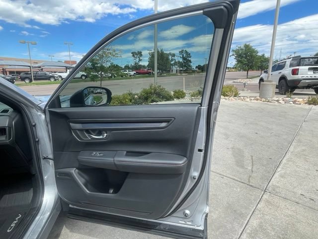 Used 2025 Honda CR-V Sport-L image 31