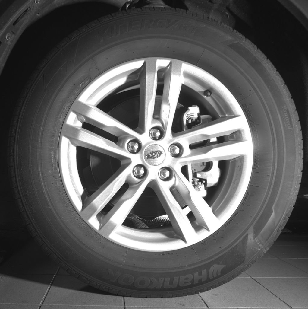 Used 2023 Ford Explorer XLT w/ Equipment Group 202A AWD/4WD image 21