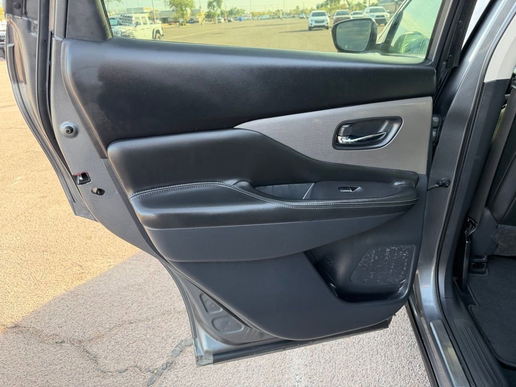 Used 2022 Nissan Murano SL w/ SL Moonroof Package image 25