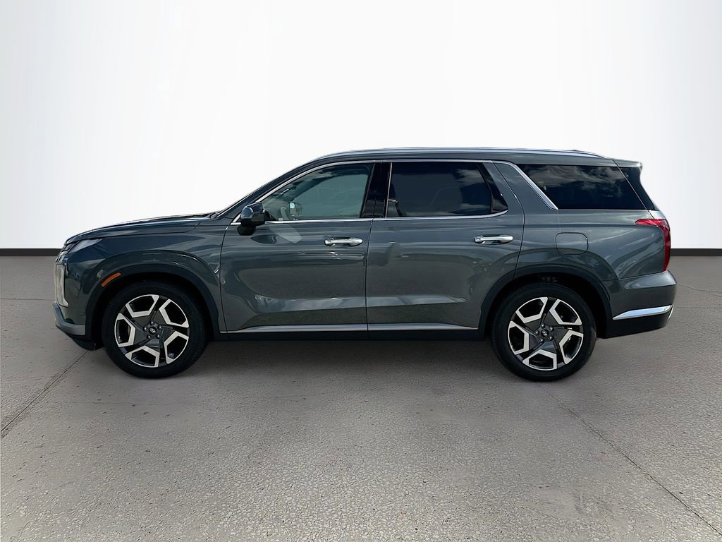 Used 2023 Hyundai Palisade Limited image 4